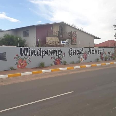 Die Windpomp Guesthouse Gobabis Bagian luar foto