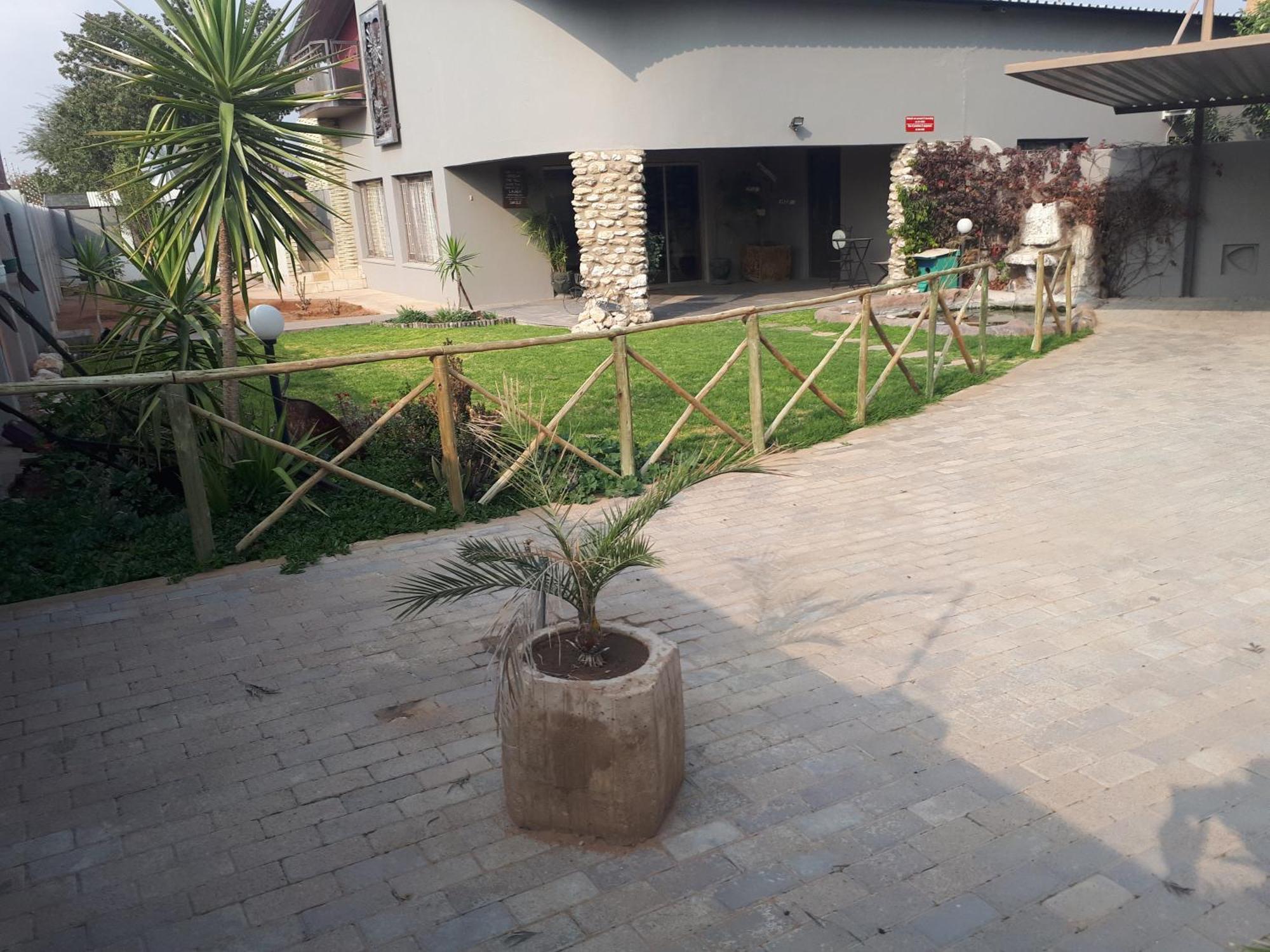 Die Windpomp Guesthouse Gobabis Bagian luar foto