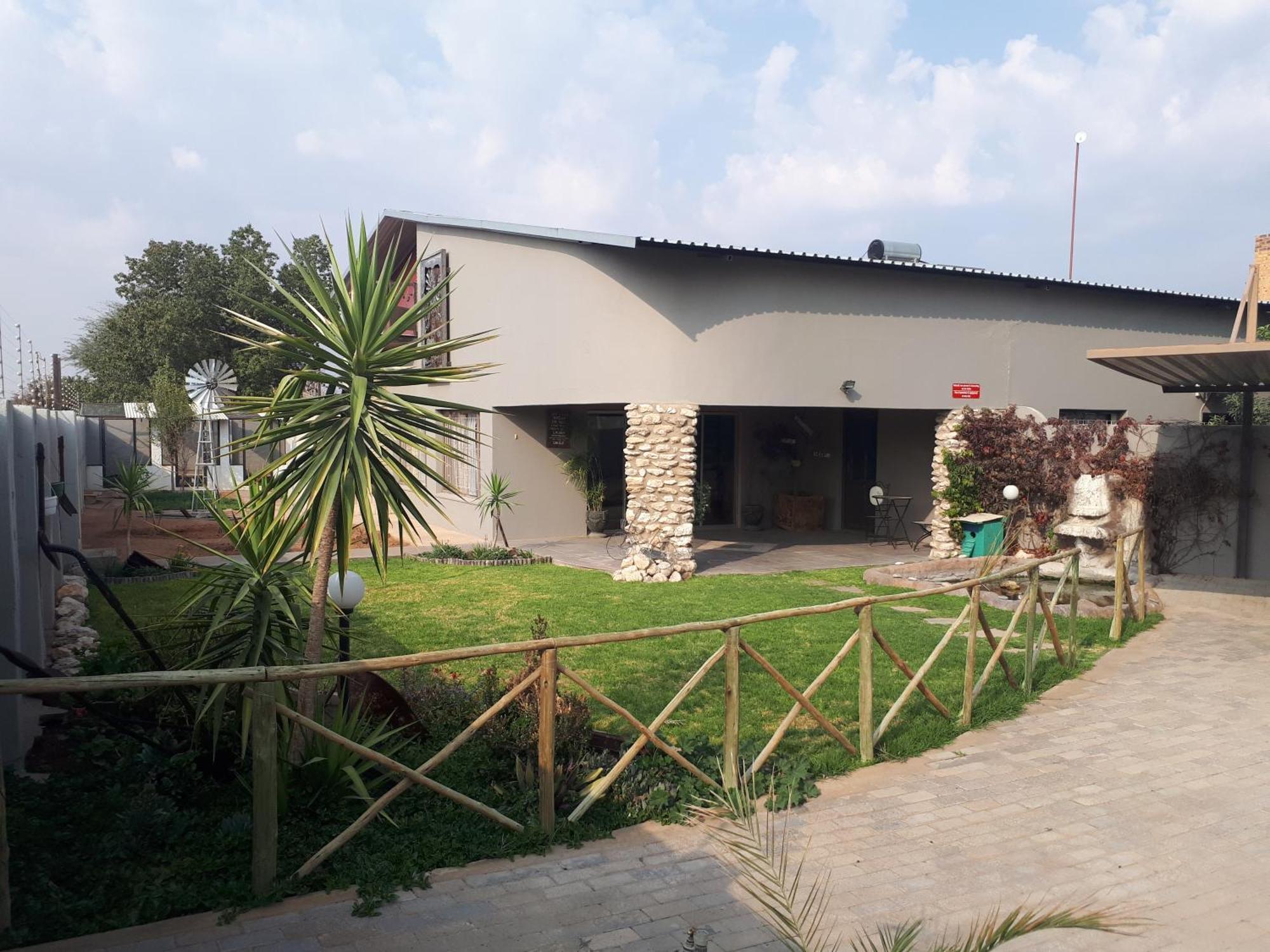 Die Windpomp Guesthouse Gobabis Bagian luar foto