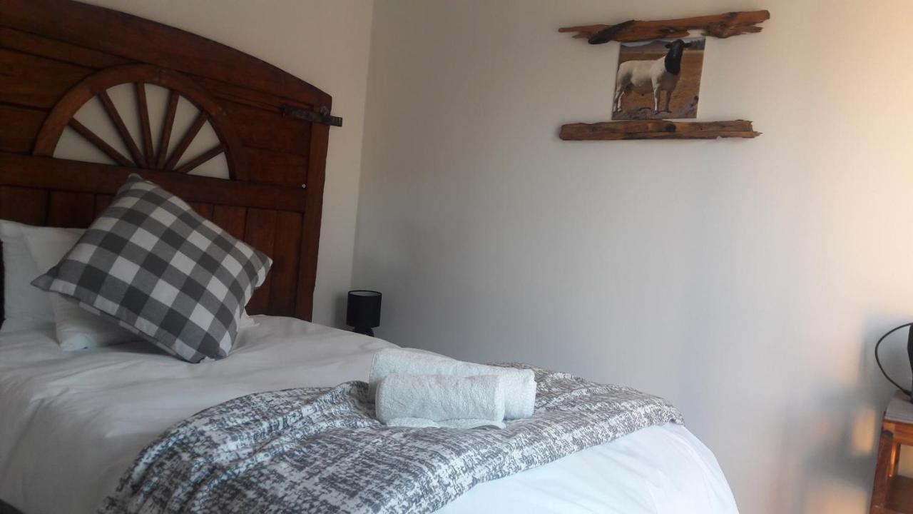 Die Windpomp Guesthouse Gobabis Bagian luar foto