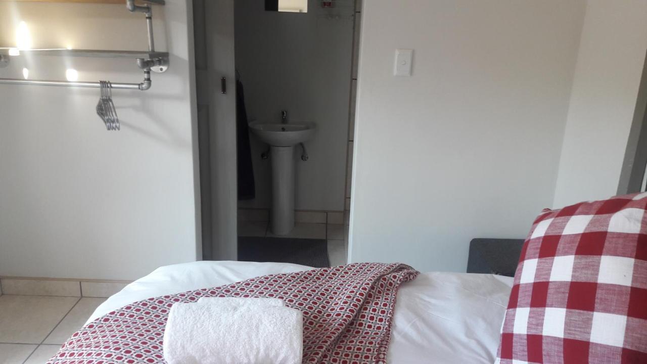 Die Windpomp Guesthouse Gobabis Bagian luar foto